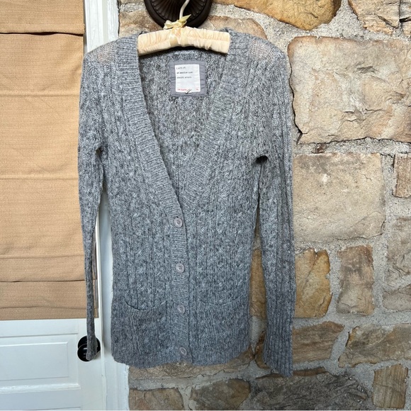 Soft gray cardigan - Picture 1 of 7